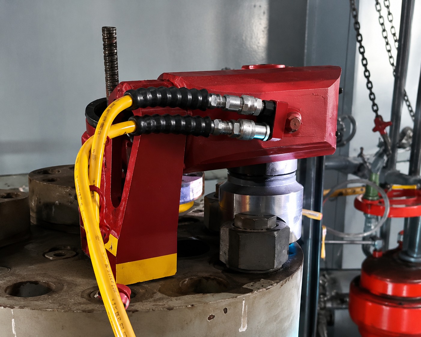 Hydraulic Torque Wrench (HTW)